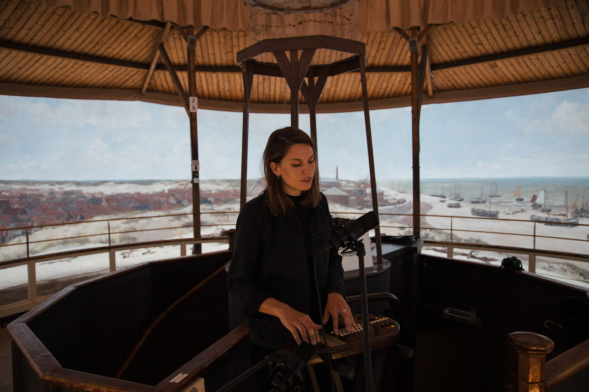 Sofie Winterson (by Matthijs van der Ven for The Influences) at Panorama Mesdag, The Hague